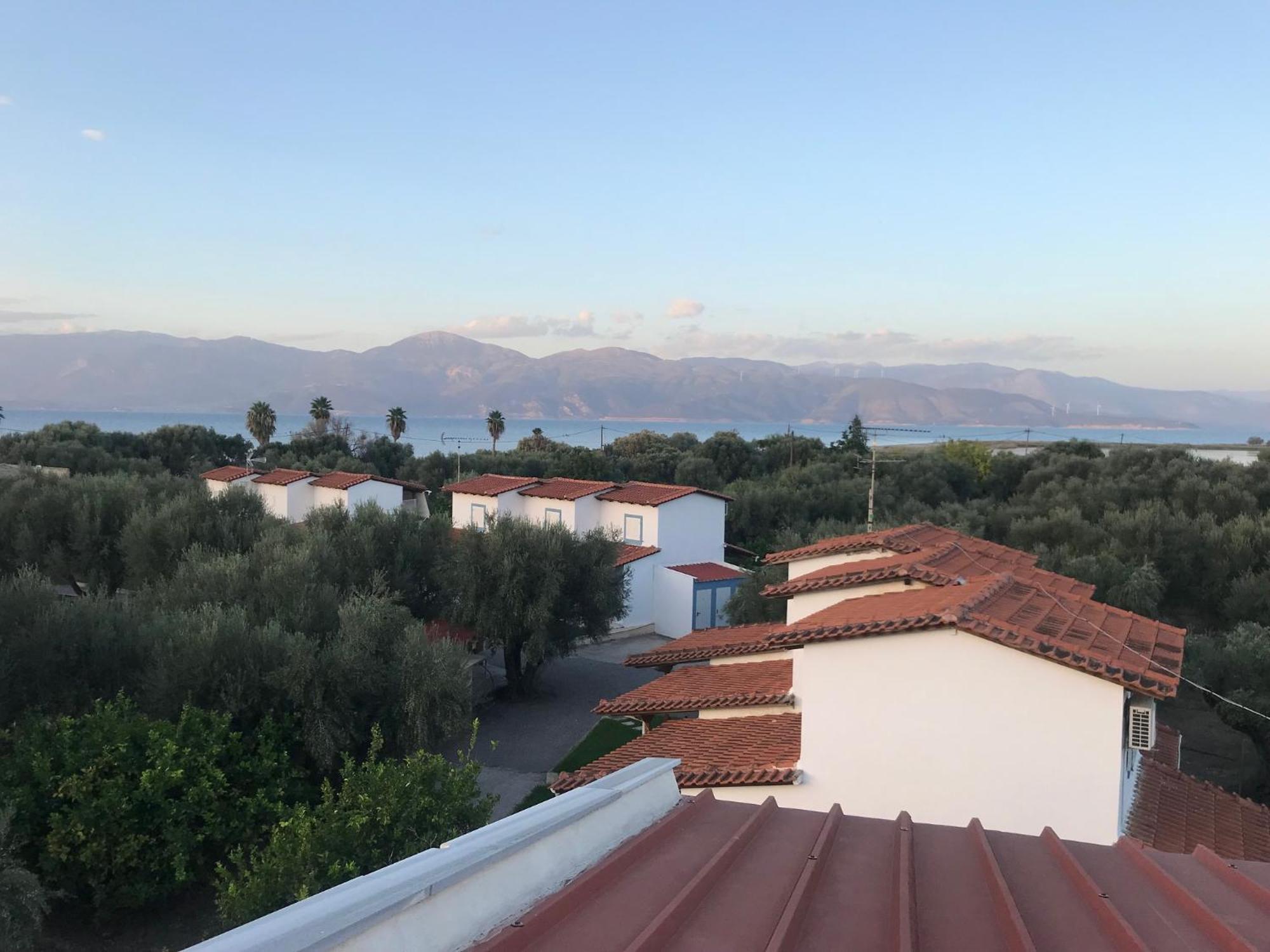 Villa Spiti Ostria Egio Exterior foto